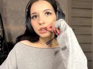 madelinebaker webcam