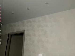 madelinebaker webcam