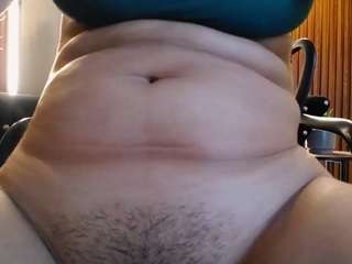 curlydani's CamSoda show and profile