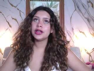 curlydani