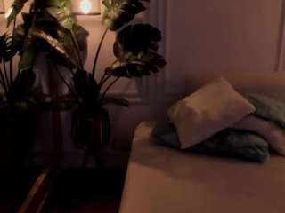 dafnne-hills's CamSoda show and profile