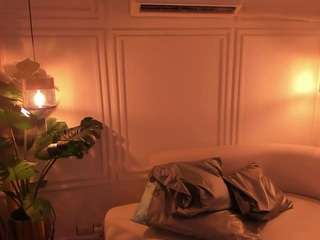 dafnne-hills webcam model