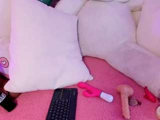 dafnne-hills live cam profile