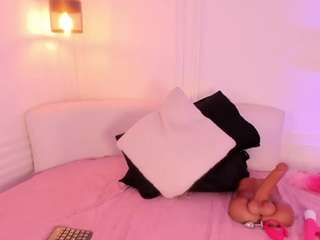 dafnne-hills No smoking live webcam