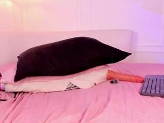 dafnne-hills Live Webcam on CamSoda