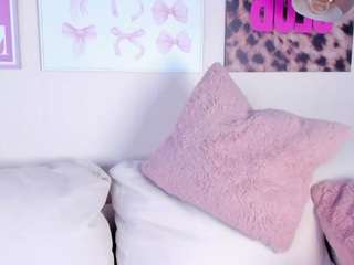 dafnne-hills Sex Cam Show