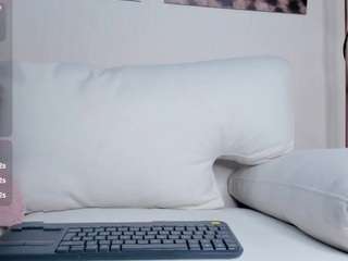 dafnne-hills live webcam show