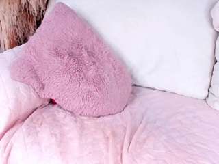 Dafnne-Hills live webcam show
