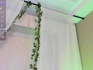 cayetanamiles Live Webcam on CamSoda