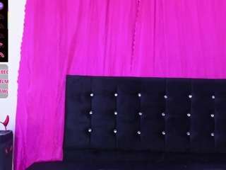 cutenaked-8 Live Webcam on CamSoda