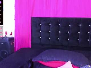 le modèle cutenaked-8 est en webcam porno dans un show sur le site camsoda, il possède les tags suivants: anal toys,black hair,brown eyes,cumshot,flat chested,lean,no drinking,no smoking,spank,tease,teen 18,young adult,hd