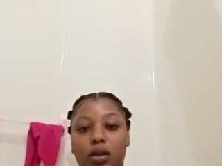 hon3ysweet Live Webcam on CamSoda