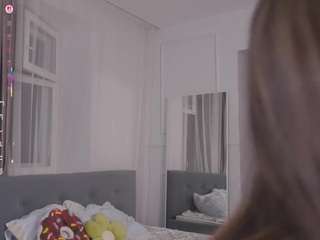 kittyummy Live Webcam on CamSoda