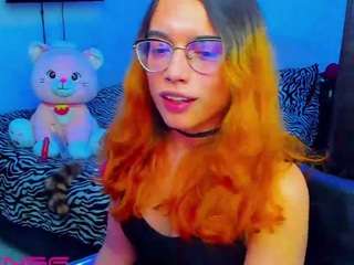 lillykittyy live cam profile