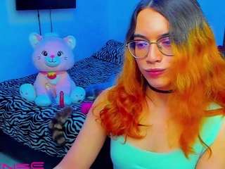 lillykittyy's CamSoda show and profile
