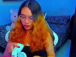 lillykittyy Live Webcam on CamSoda