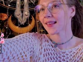 lyra-thenymph webcam