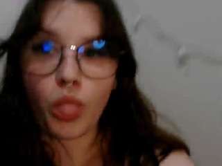 Live webcam model mrsjess on Soda Cams