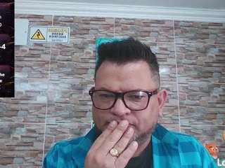 oralloop Live Webcam on {site_name}