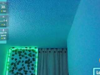 oralloop's CamSoda show and profile