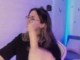 sweettvera Live Webcam on CamSoda