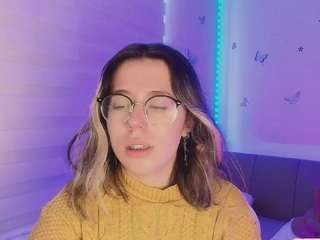 sweettvera Live Webcam on CamSoda