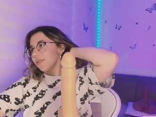 sweettvera Live Webcam on CamSoda