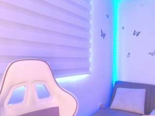 sweettvera live webcam show