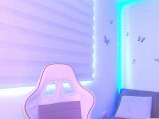 sweettvera live webcam show