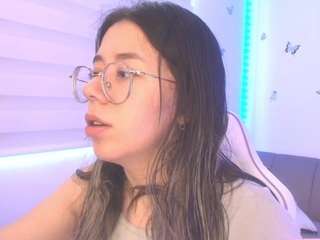 sweettvera Live Webcam on CamSoda