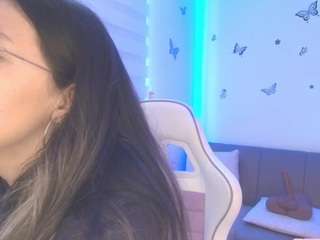 Sweettvera's live stream