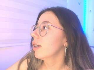 sweettvera live cam preview