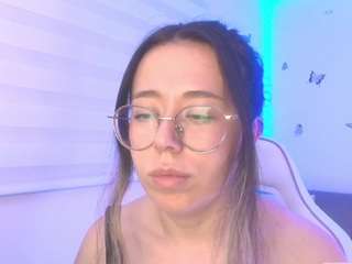 sweettvera live cam preview