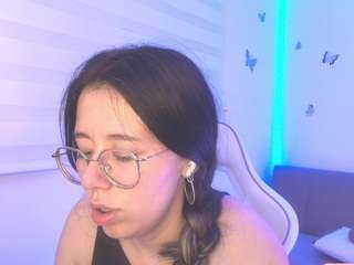 sweettvera live cam preview