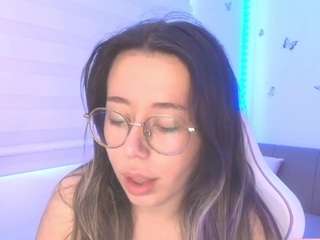 sweettvera live cam preview