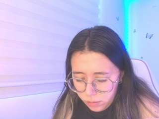 sweettvera live cam preview