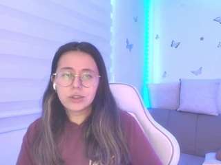 sweettvera live cam preview