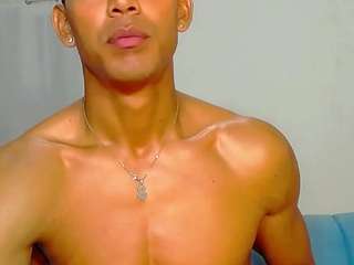 themykeone Sex Cam Show