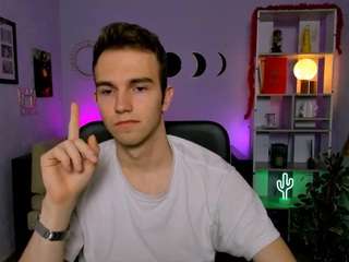 astren-villo live cam profile