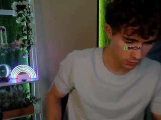 astren-villo Sex Cam Show