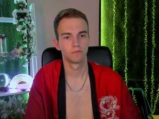 astren-villo Sex Cam Show