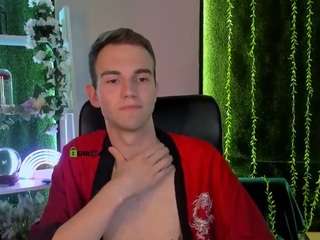 astren-villo Sex Cam Show