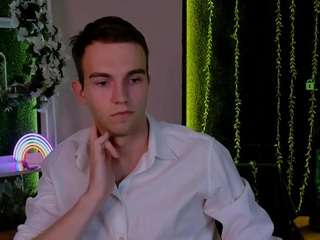astren-villo Sex Cam Show