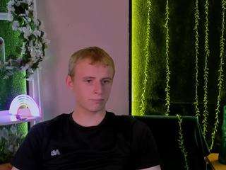 astren-villo Sex Cam Show