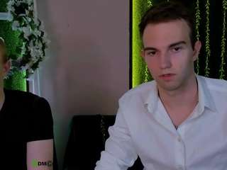 astren-villo Sex Cam Show