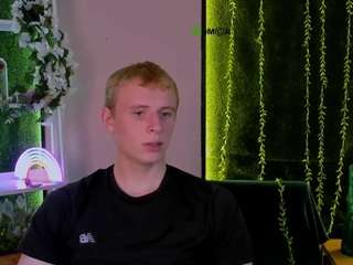 astren-villo Sex Cam Show