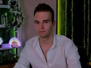 astren-villo Sex Cam Show