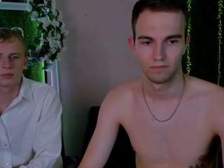 astren-villo Sex Cam Show
