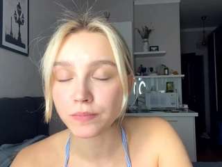  clairewilliams chat room