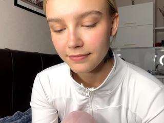 clairewilliams Live Webcam on CamSoda